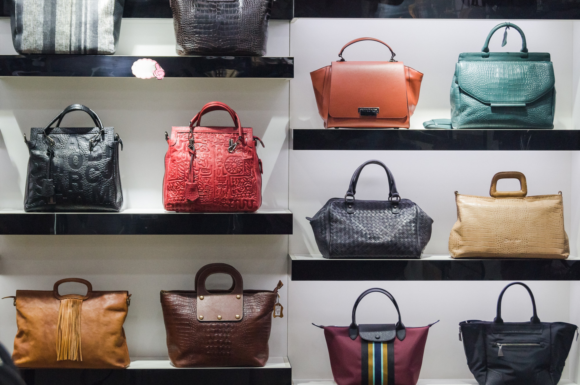 Popular Branded Handbags